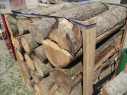 Metr przestrzenny drewna opałowego pociętego na 33 cm